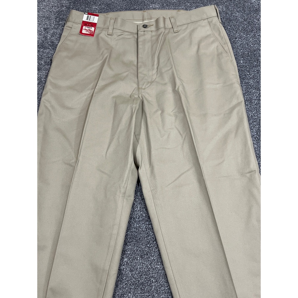 Lee Mens Stain Resistant Khakis Plain Front Tan Cotton Pants 38x30 COY-B402-018